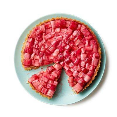How to cook the perfect rhubarb and custard tart