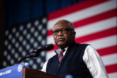 Clyburn backs ex-staffer to lead South Carolina Democrats