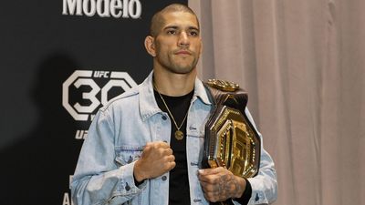 Video: ‘UFC 287: Pereira vs. Adesanya 2’ media day live stream