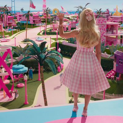 The 'Barbie' Movie Poster Is Already This Year's Most Iconic Meme