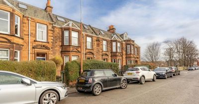 Edinburgh five-bed family home with massive kitchen hits market for £895,000