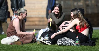 Easter weather heat blast as UK will bathe in summery 21C before chilly frost returns