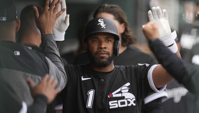 White Sox’ Elvis Andrus notches 2,000th career hit