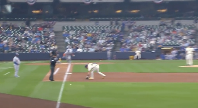 Mets Announcers Rightfully Rip First Base Ump After His Incredibly Bad Missed Call