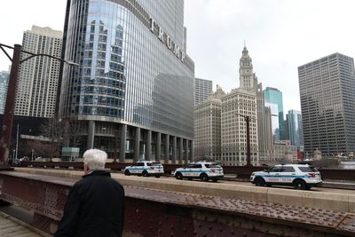 Chicago police send large response to downtown Trump Tower