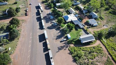 Flooded Gulf of Carpentaria communities shocked by generosity as truckloads of donations arrive