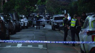 Police investigate woman's death after alleged attack at Abbotsford in Melbourne's inner north