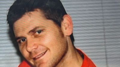 Intoxicated man died after being left on parents' doorstep by Maitland police, inquest hears