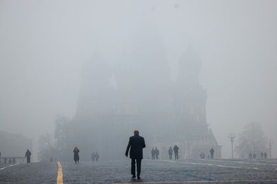 Russian economic prospects 'foggy' as sanctions cut deep