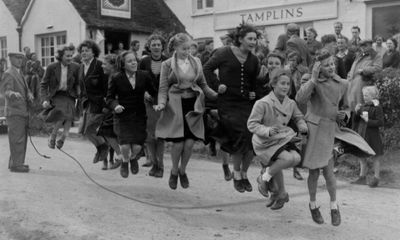 Good Friday skipping: English Heritage aims to jump-start neglected Easter tradition