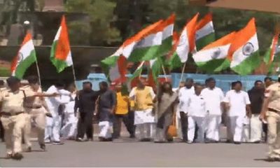 Opposition parties take out 'Tiranga March' from Parliament