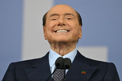 Italy's Berlusconi 'stable' in intensive care