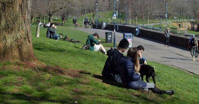 UK could be in for 'balmy Easter' before another cold drop