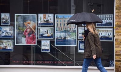 UK house prices rise unexpectedly for third month in a row, by 0.8%