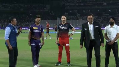 IPL 2023: RCB skipper Faf du Plessis wins toss, opts to bowl against KKR