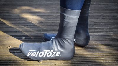Velotoze Road 2.0 Tall shoe covers review: Foul weather protection with aero benefits