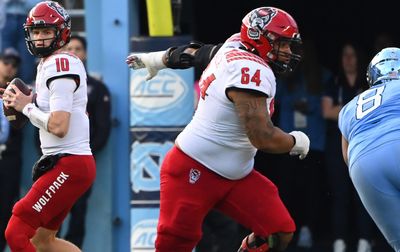 Giants meeting with NC State OL Chandler Zavala