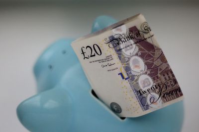 Some savers max out £20,000 Isa allowances on first day of new tax year