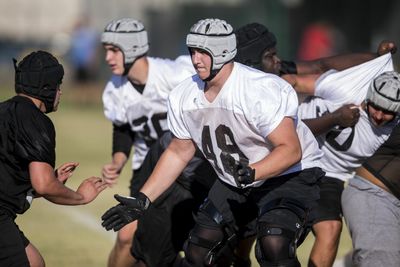 Michigan State football redshirt freshman offensive lineman suffers apparent knee injury