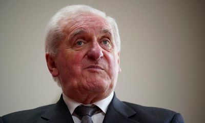 Bertie Ahern backs review of Good Friday agreement if DUP returns to Stormont