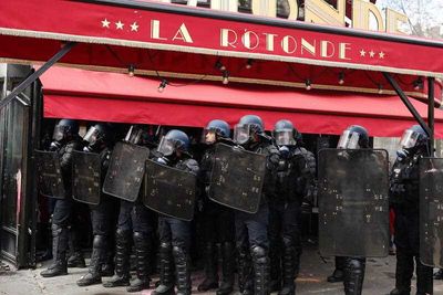 Paris pension protesters target Macron’s favourite restaurant