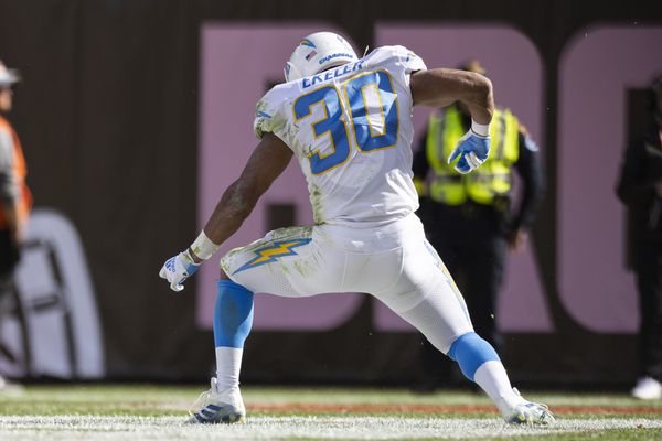 Austin Ekeler says he felt 'punched in the face' by Chargers