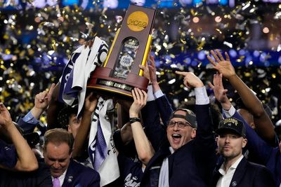 Connecticut gov, Houston mayor trade barbs after Final Four