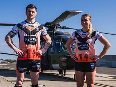 Wests Tigers apologise, re-design Anzac jersey