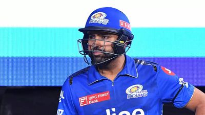 Mumbai Indians batting coach Kieron Pollard wants batters to fire in unison