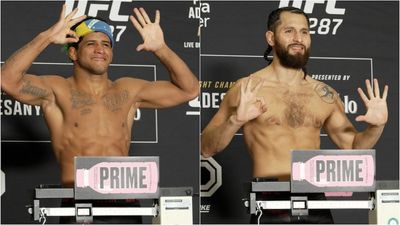 UFC 287 video: Jorge Masvidal, Gilbert Burns on weight for co-main event