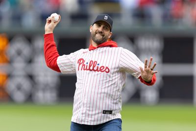 WATCH: Nick Sirianni throws out first pitch in Phillies home opening win, social media reacts