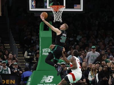 Toronto at Boston: Celtics an extinction-level event for Raptors, win 121-102