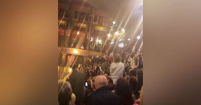 Footage captures moment audience member 'screams' over I Will Always Love You at Bodyguard Palace Theatre show before police show up