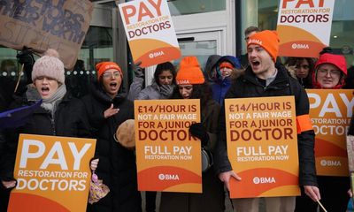 Junior doctors’ strike could delay 250,000 appointments, say NHS bosses