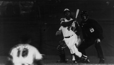 Looking back on the night Hank Aaron made baseball history