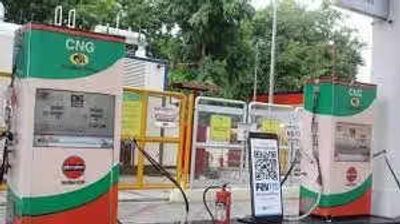 CNG, piped cooking gas price cut by up to Rs 6 in Delhi