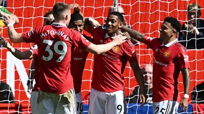 EPL: Man United beat Everton 2-0 to climb back into third