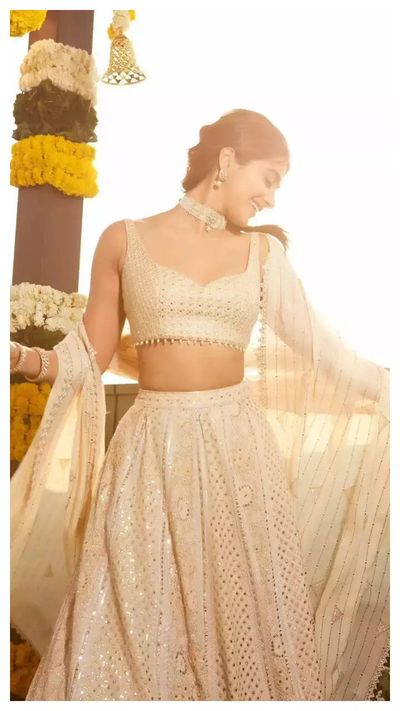 10 Stunning Lehenga Looks Of Pooja Hegde