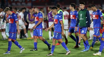 Argentine fans stone own team's bus by mistake ahead of Copa Sudamericana game