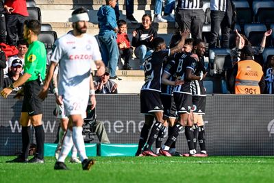 Ligue 1 strugglers Angers claim first win since September