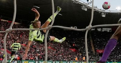 Southampton fans make Erling Haaland feelings clear as Kevin De Bruyne races to new record