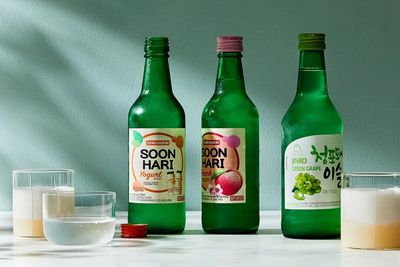 Korean drinking traditions, explained