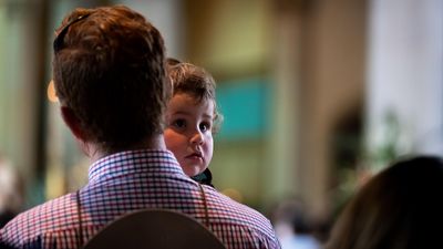 'There is always hope': Communities gather across Australia to celebrate Easter Sunday