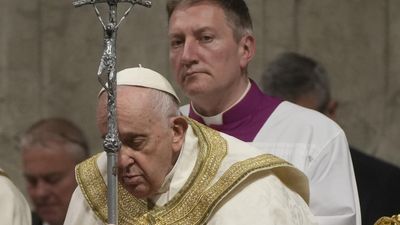 Pope Francis returns to public eye after illness for Easter vigil Mass