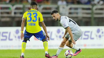 Super Cup: Kerala Blasters start in style