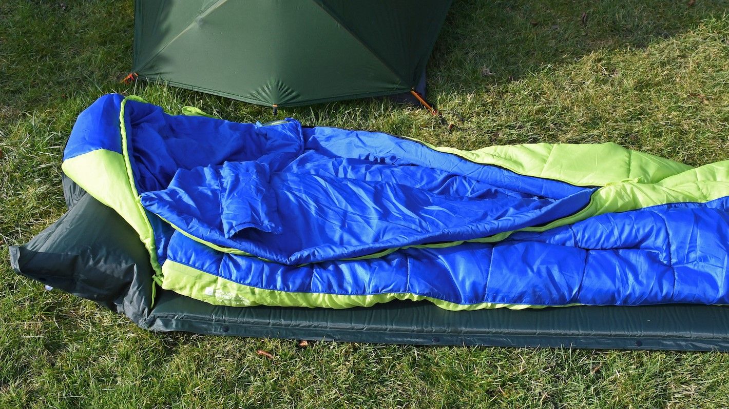 Mountain Warehouse Microlite 1400 Winter Sleeping Bag…