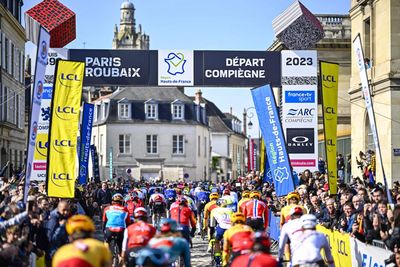 CW Live: Live updates of men's Paris-Roubaix as Mathieu van der Poel wins; Jasper Philipsen second for Alpecin-Deceuninck 1-2; Wout van Aert third; Peter Sagan abandons in last-ever edition