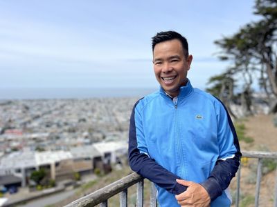 A 45-year-old FIRE movement pioneer who retired with $3 million returns to work