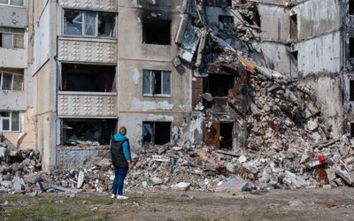 Ukraine civilians killed in Russian Easter strikes