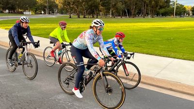 Australian cycling champion Chloe Hosking turns to helping junior riders after career left in limbo